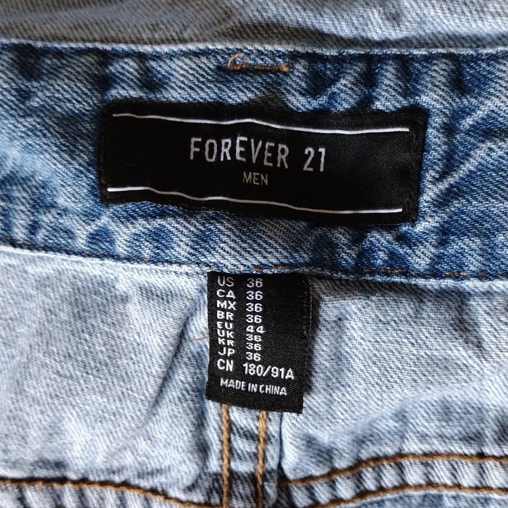 Forever 21 mens  jeans overhaul, big and tall size 36.